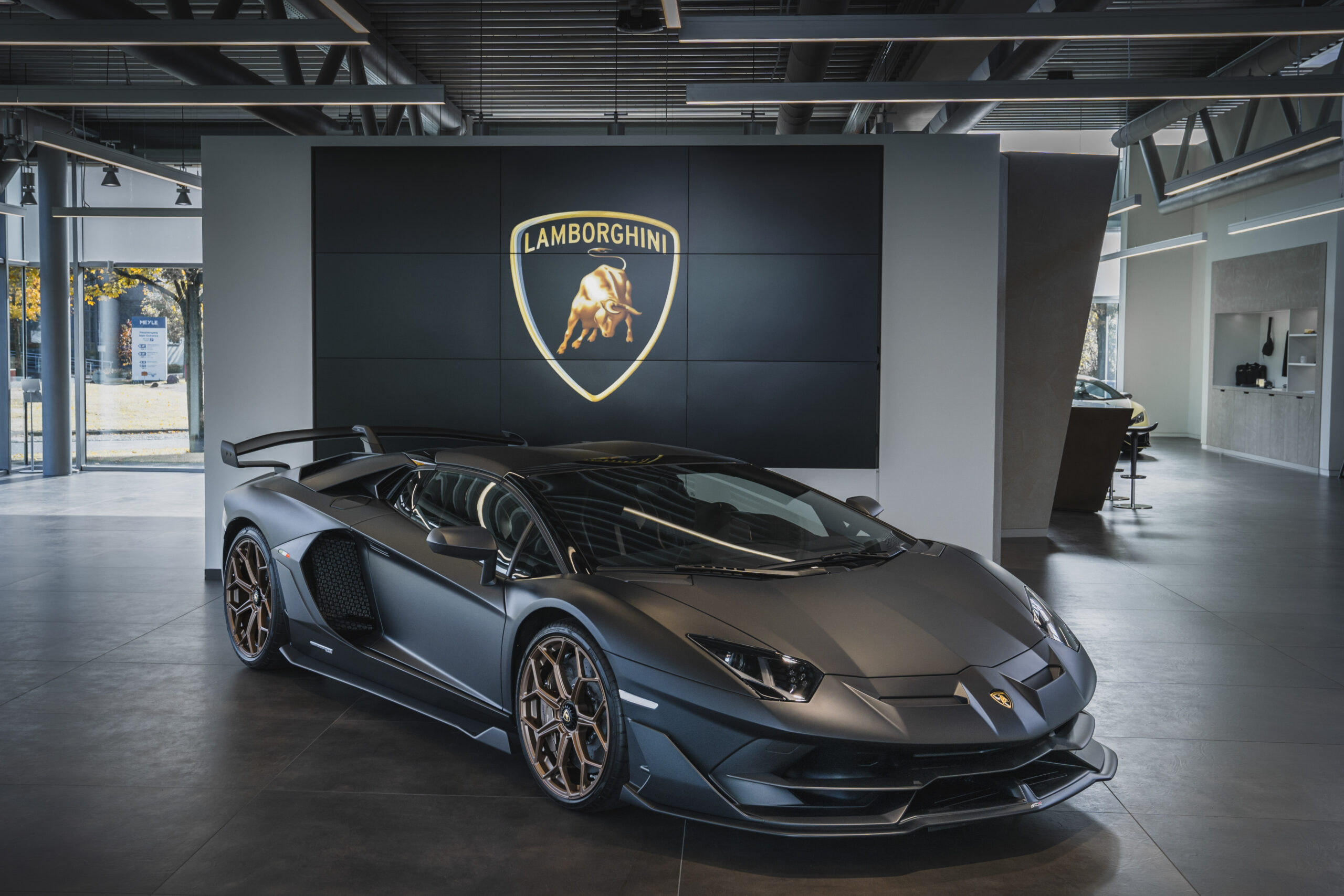 Lamborghini Aventador SVJ Logo